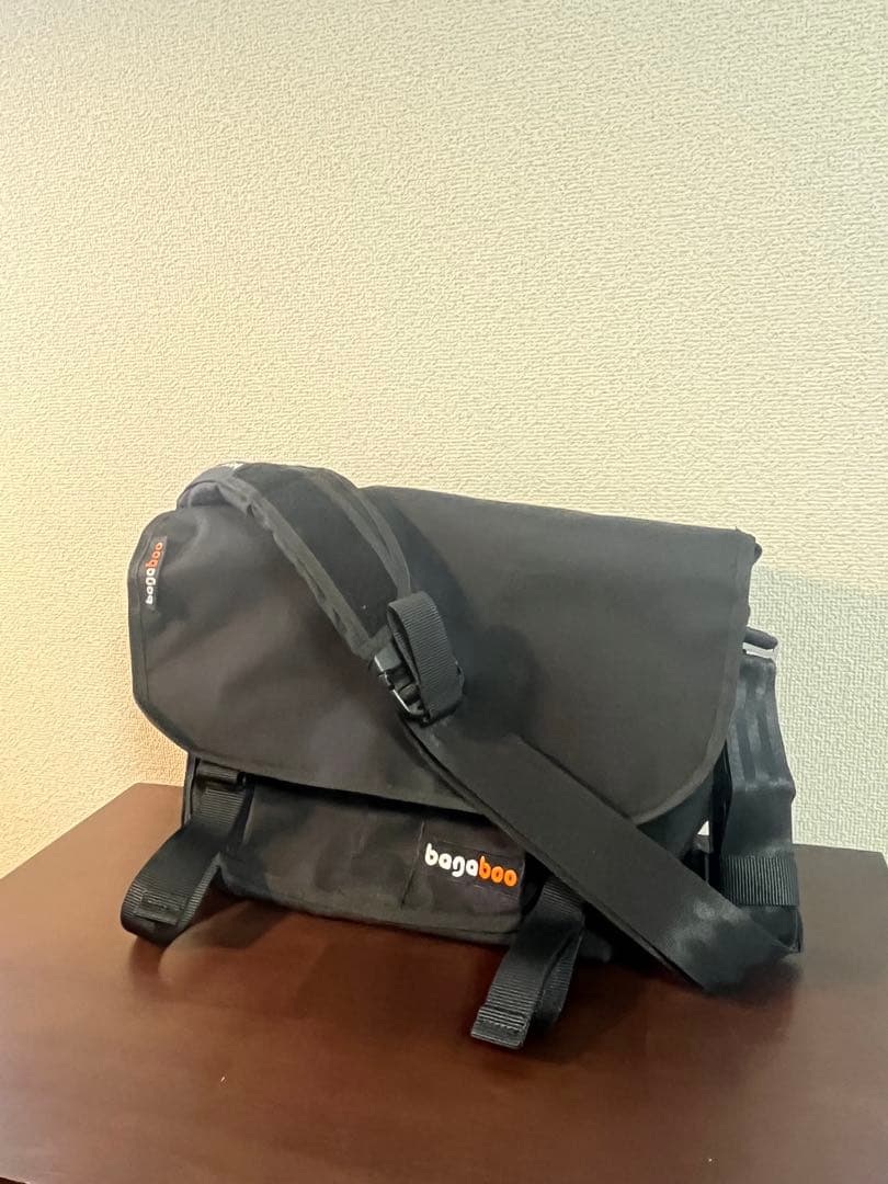ヨ*シ様 Bagaboo Bags メッセンジャーバッグ 黒