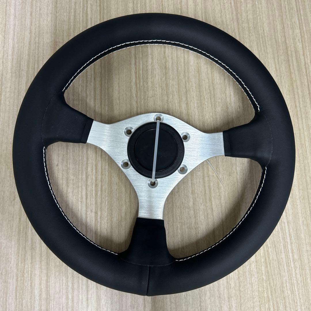 28パイ シルバー ステアリングホイール