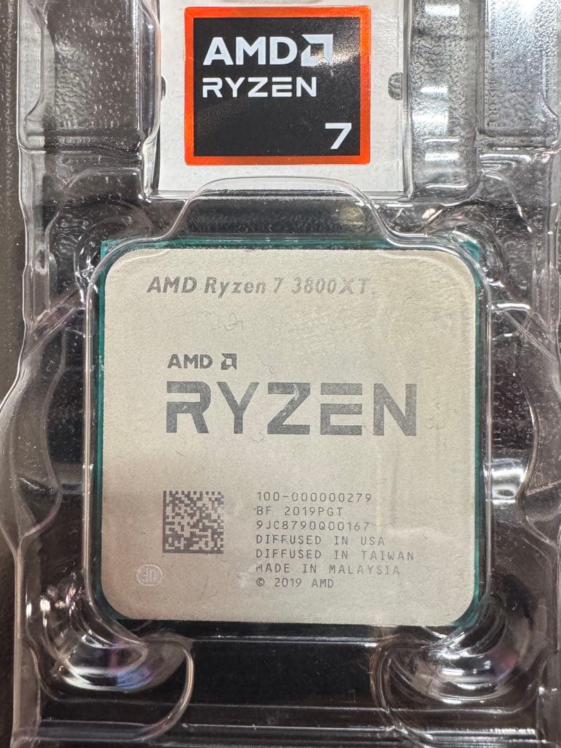 AMD Ryzen 7 3800XT CPU 本体