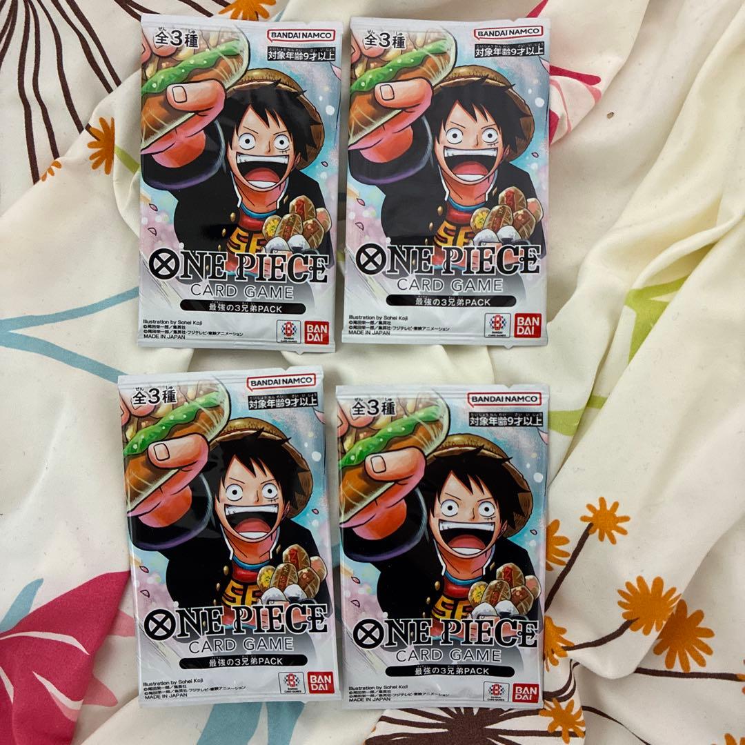 ワンピースカードゲーム　最強の3兄弟 PACK プロモ ルフィ　4パック