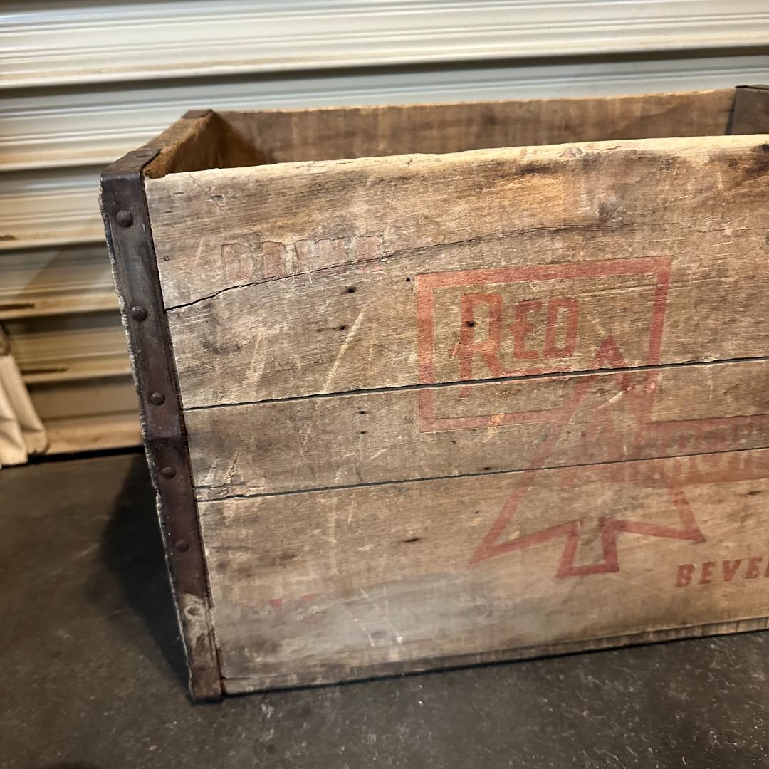 RED A ROW ヴィンテージ木箱 アメリカン雑貨