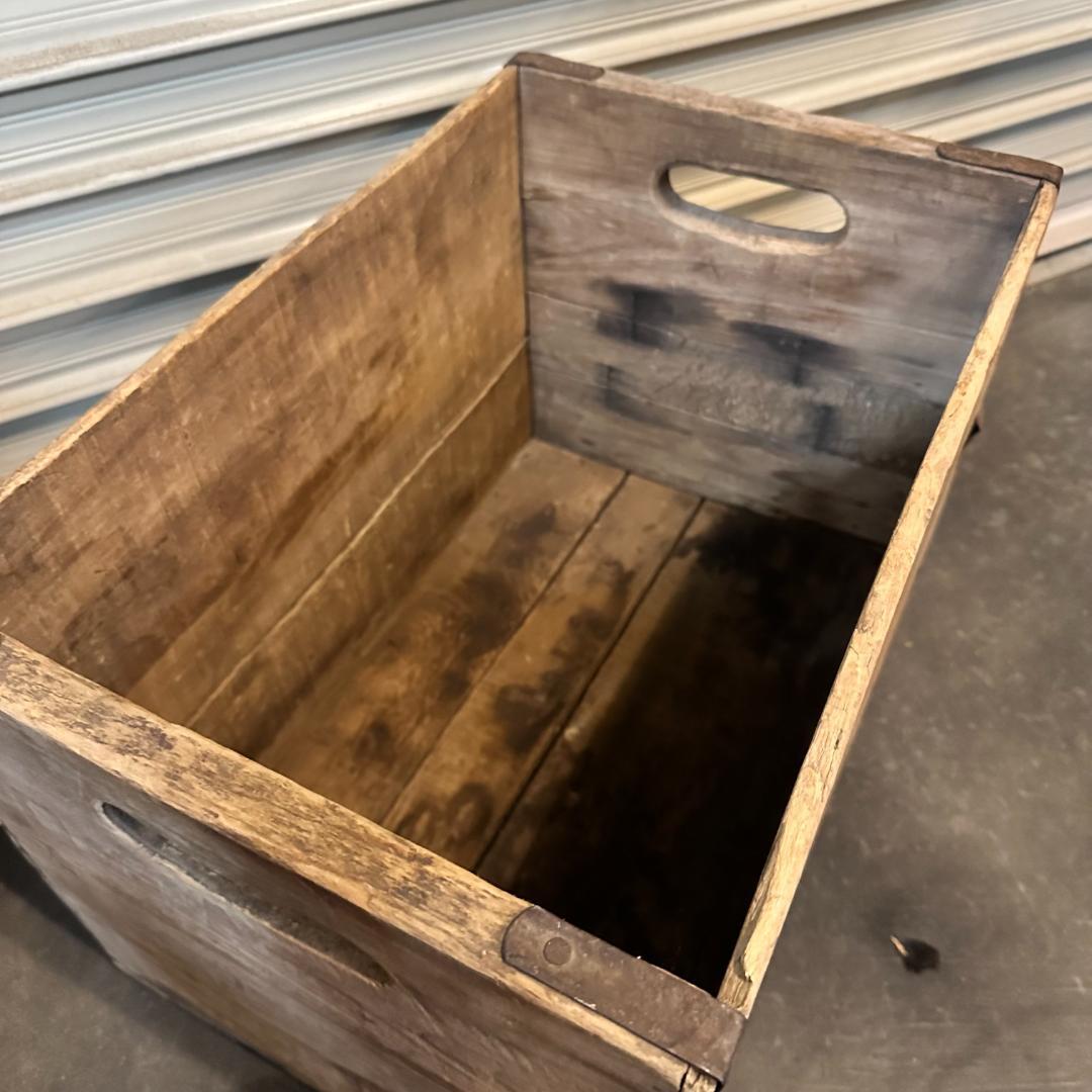 RED A ROW ヴィンテージ木箱 アメリカン雑貨