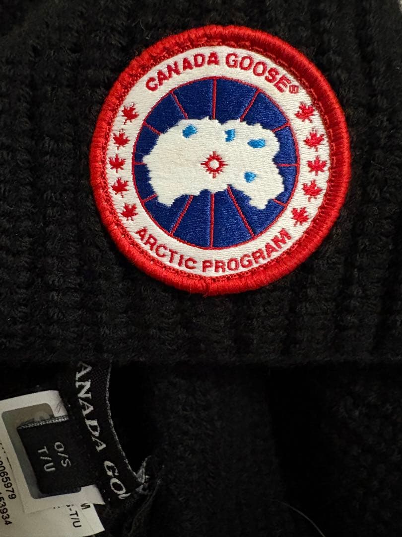 ⭐️即日発送可⭐️極美品⭐️ カナダグースニット帽　黒