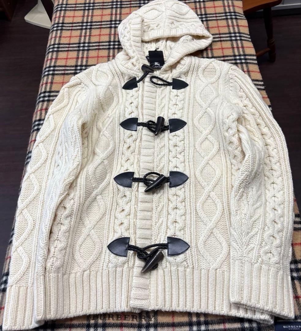 バーバリーブラックレーベル　ニットダッフル　Mサイズ