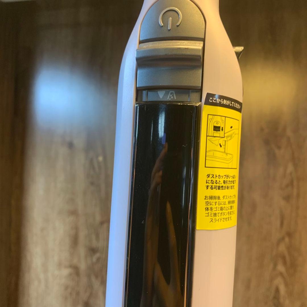 I072 Shark CS300JWH コードレスクリーナー 掃除機