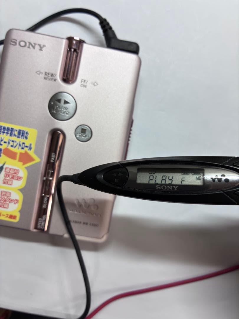 [動作品] SONY WM-EX651 カセットプレーヤー. ピンク