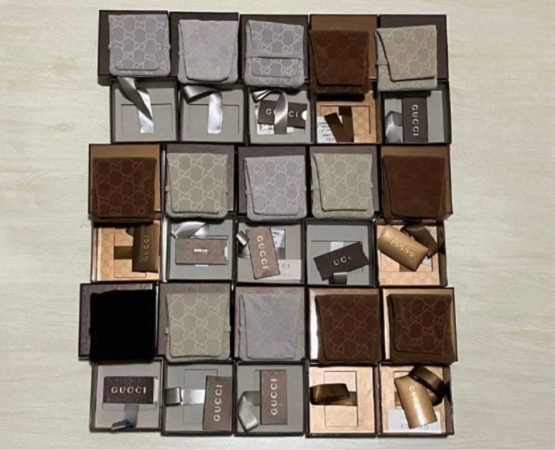 GUCCI アクセサリー空箱