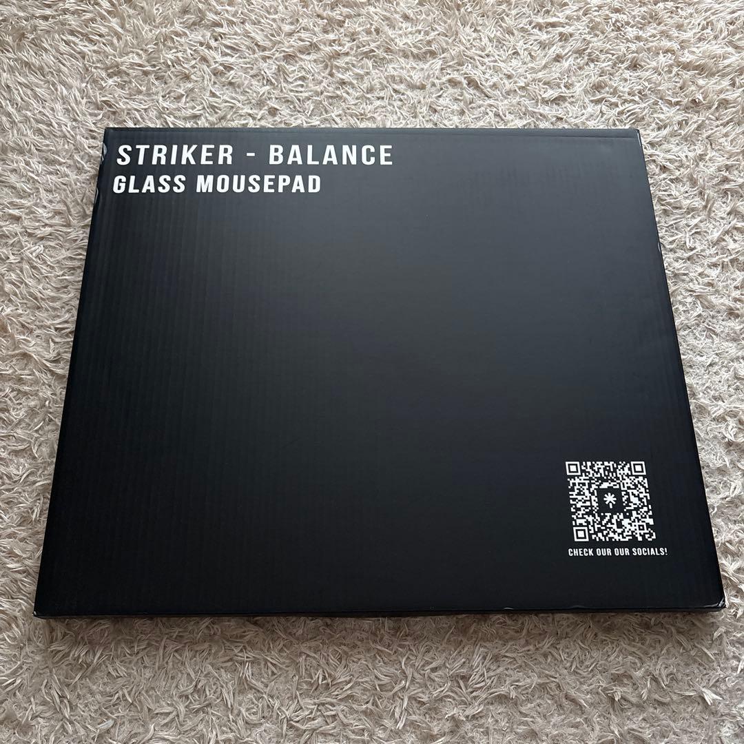 PADSMITH Empress V2 - Balanced ガラスマウスパッド