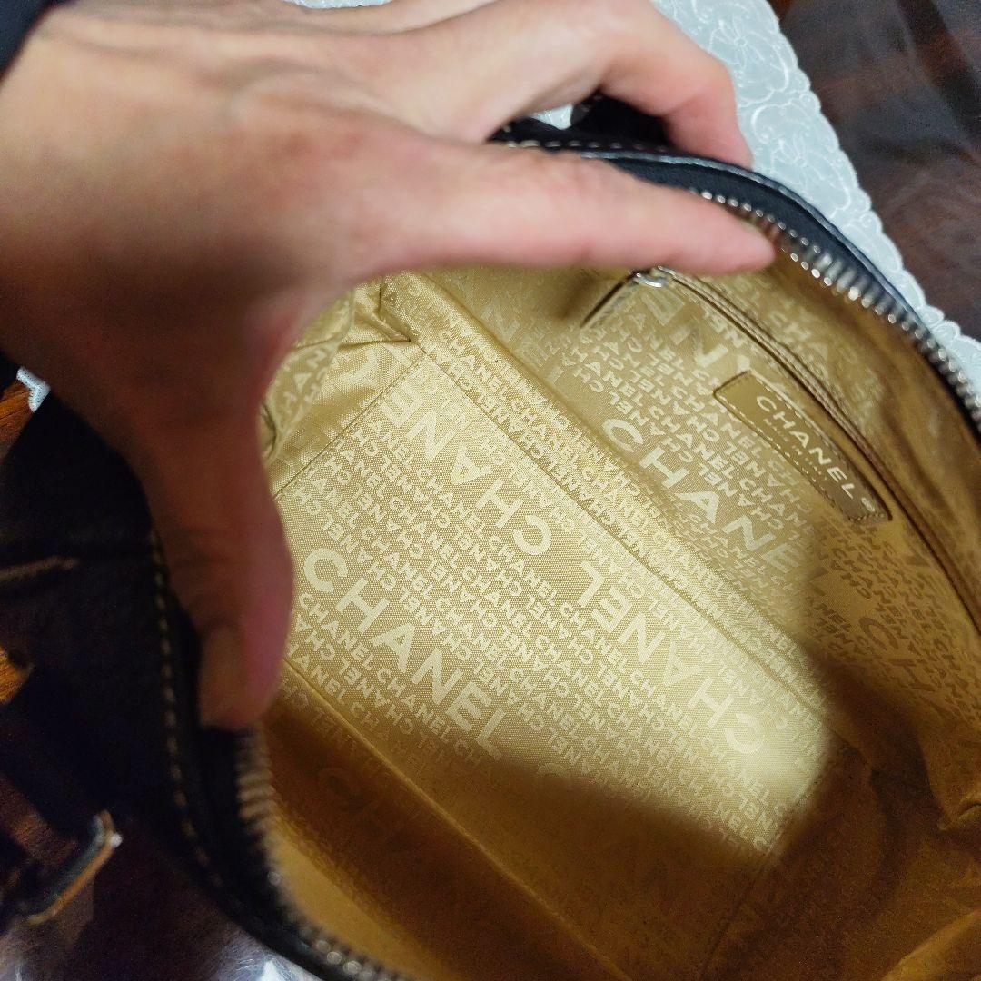 CHANEL ブラックレザー ミニボストン