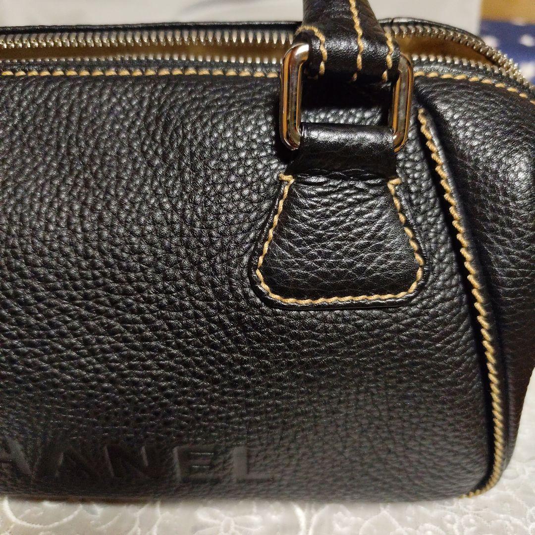 CHANEL ブラックレザー ミニボストン