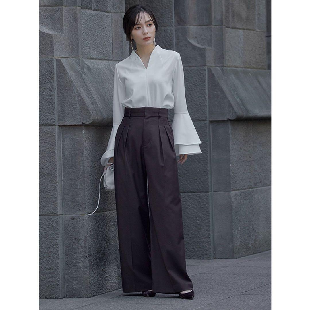 アニュアンス　ラッフルスリーブブラウス