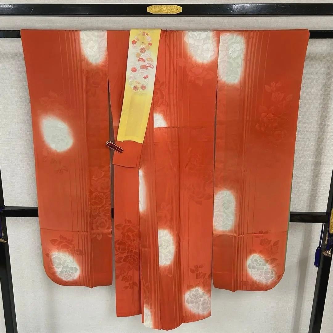 振袖用長襦袢 正絹 付け衿に可愛い刺繍 暈し染広衿 着物 T-2937