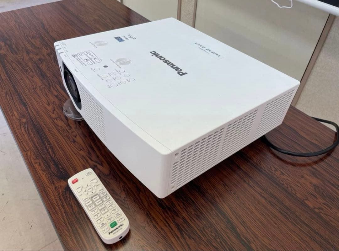 nakajimissile パナソニック 液晶プロジェクター 本体