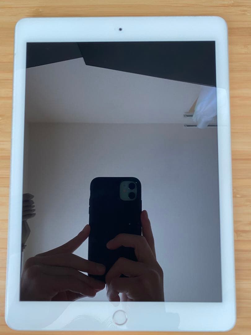 Apple iPad シルバー 本体