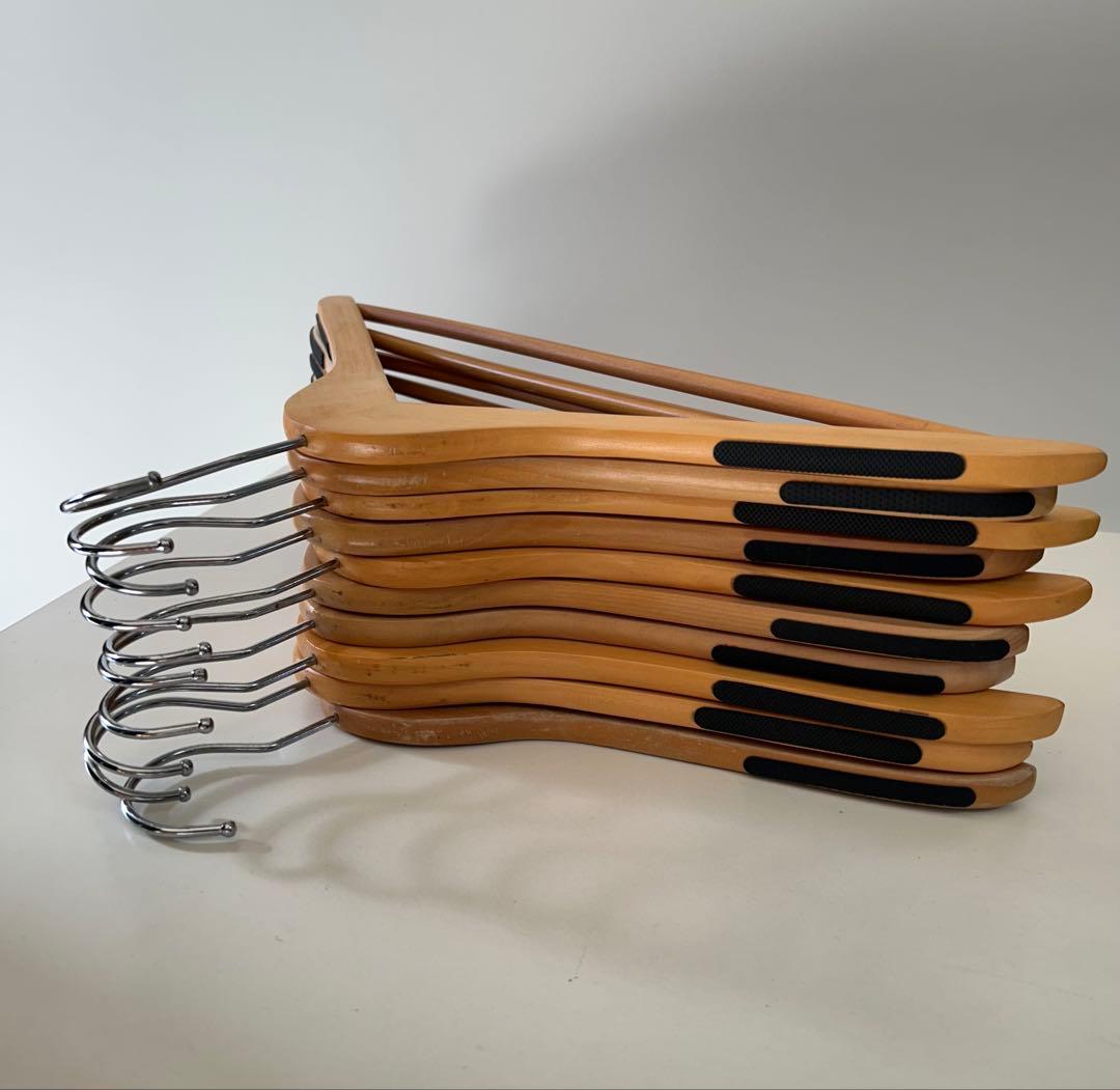 木製三角形ハンガー 滑り止め付き 88個セット