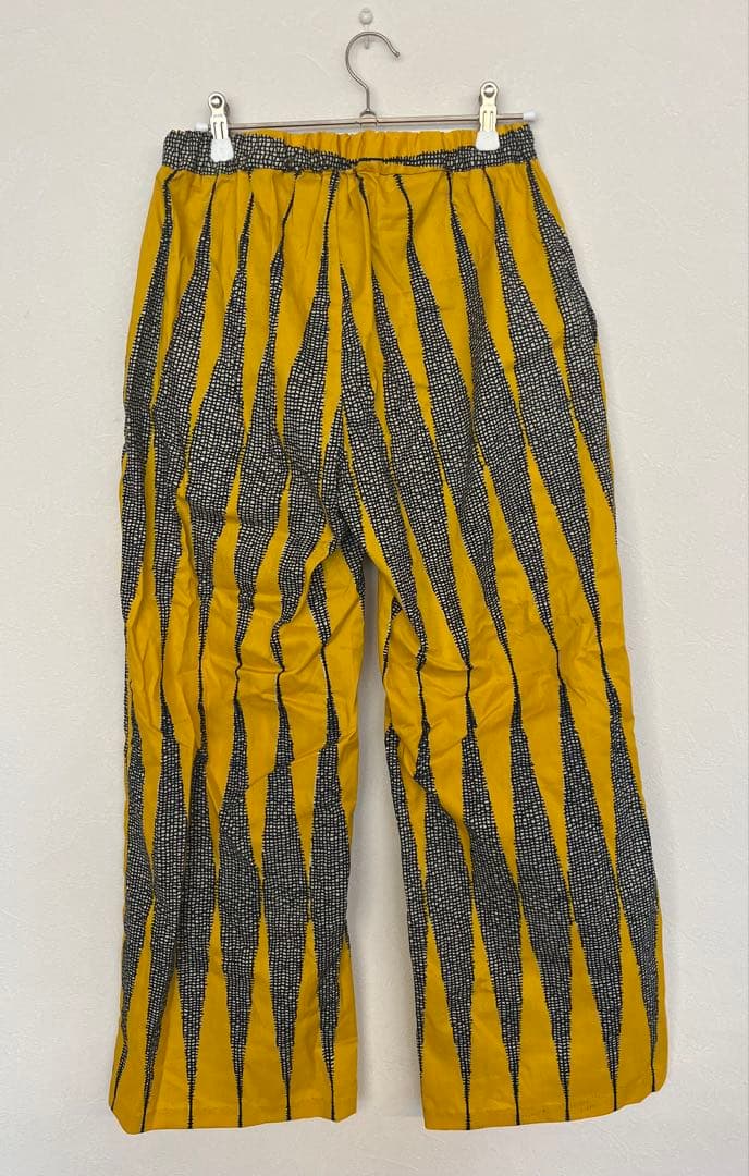 【試着のみ】アフリカ布　ストレートパンツ 個性派　アフリカンバティックjua