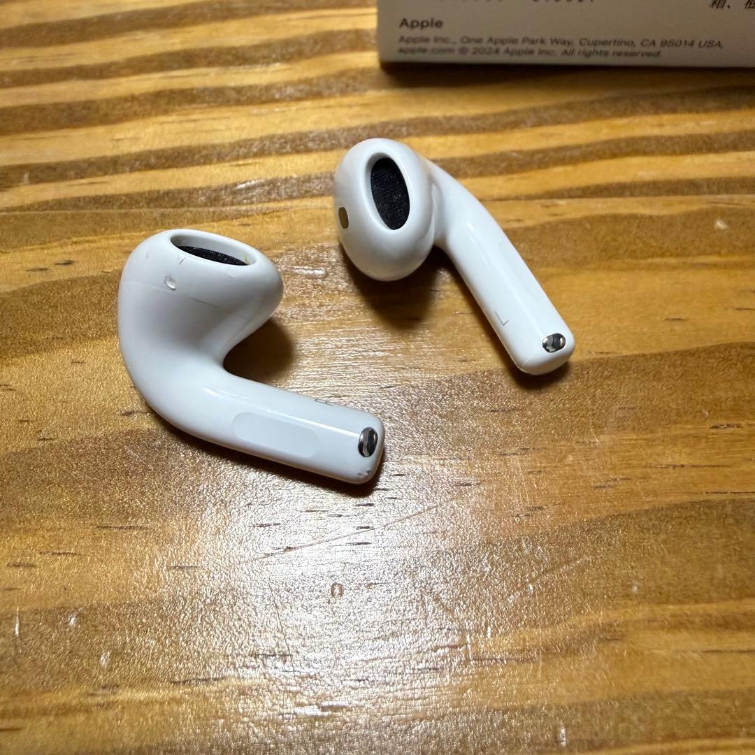 ゆ*様 【保証2026年8月12日迄】Airpods 4 ANC ノイズキャンセ