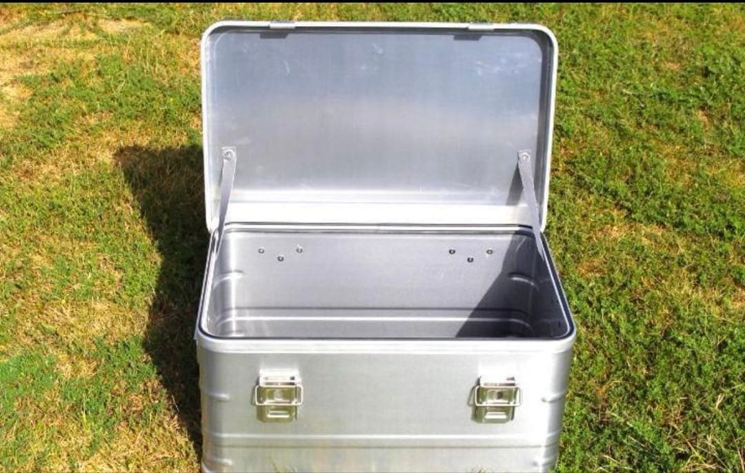 スタッキング アルミコンテナボックス ４９Ｌ ガレージ収納箱 コンテナボックス