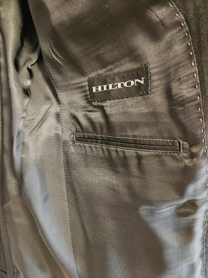 【HILTON】男の子 卒業式スーツ160～170センチ ブラック