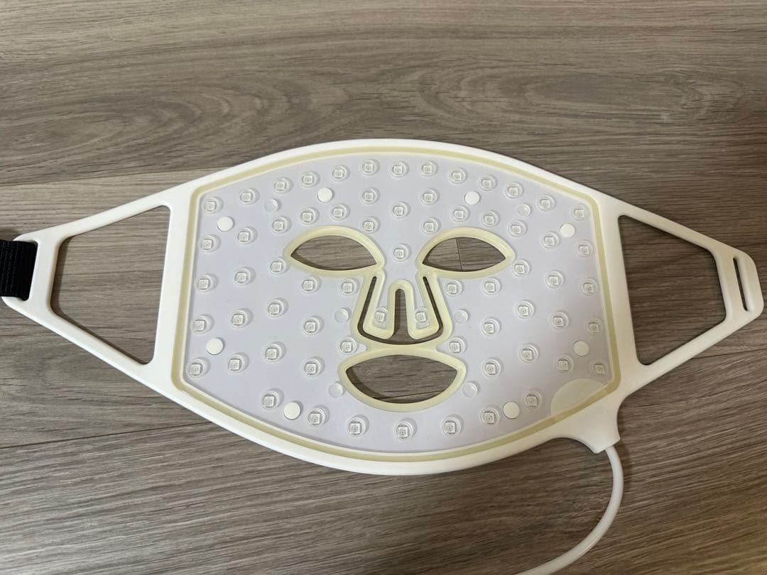 CURRENTBODY LED レッドライトセラピーフェイスマスク シリーズ1