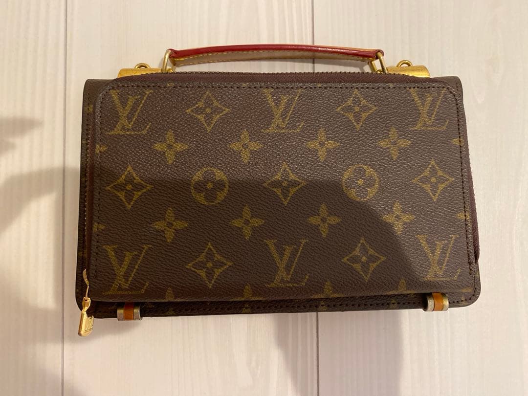 ルイヴィトン クラッチバッグ