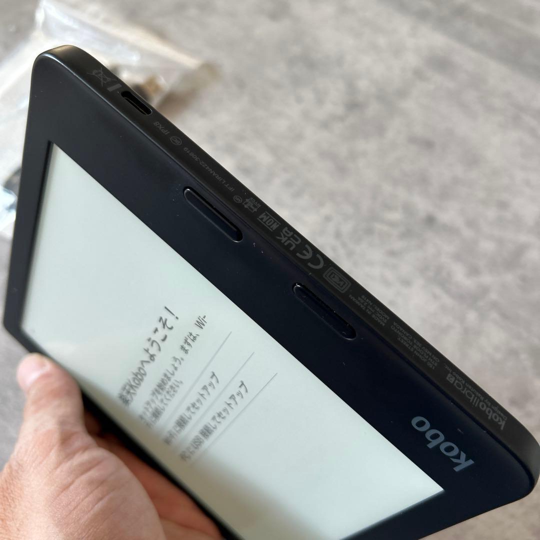 Rakuten　 Kobo Libra2 　32GB 本体　説明書とUSB付き