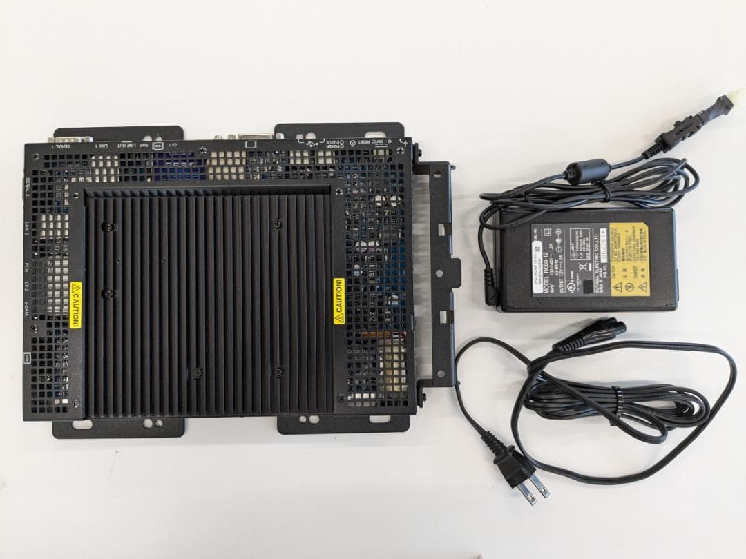 薄型PC　IPC-BX950T1D-DC556　WinXP Embedded