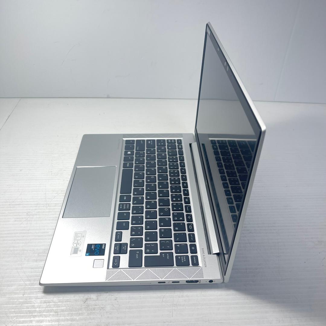 HP EliteBook 830G8 / i5 / 256GB / 13.3型