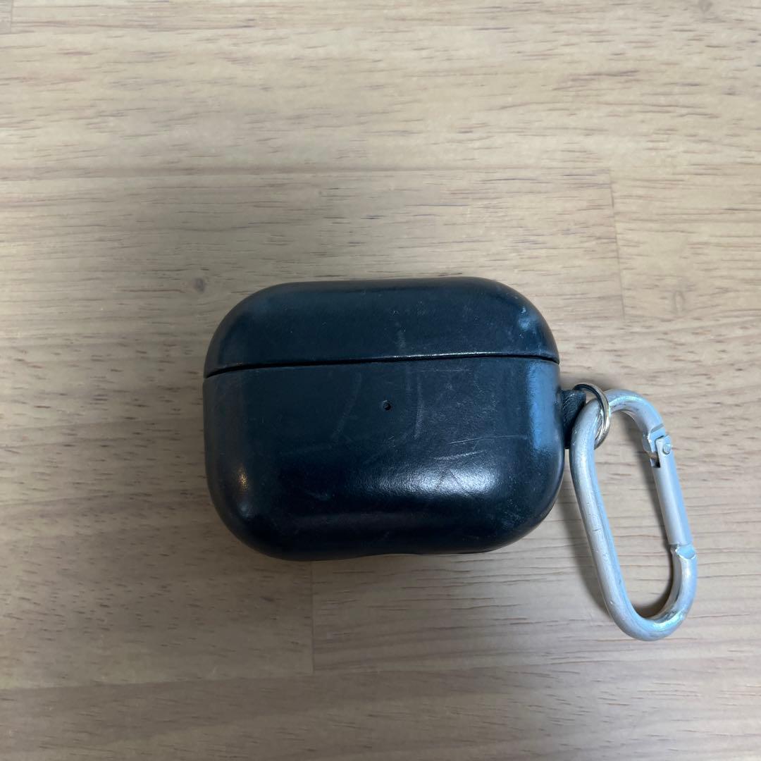 AirPods pro 第二世代キャリングケース付き