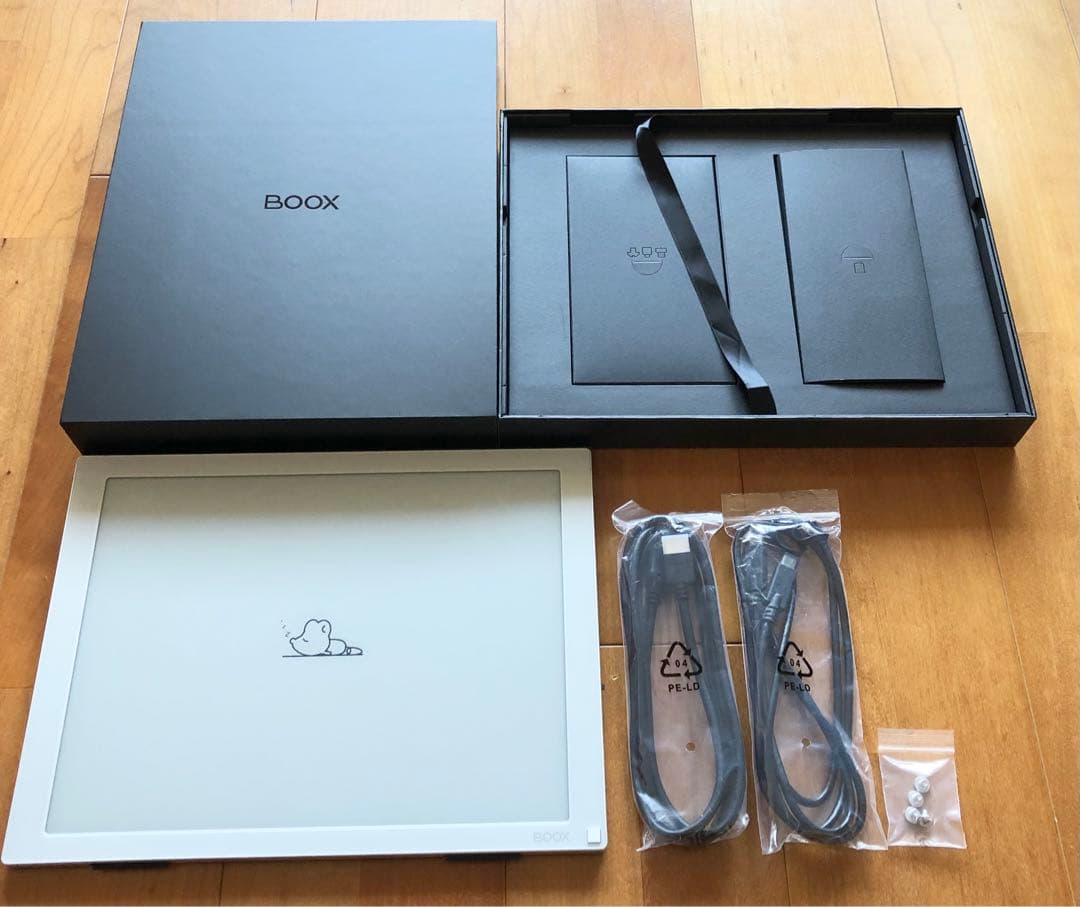 BOOX Mira 13.3インチ本体　電子ペーパーディスプレイ