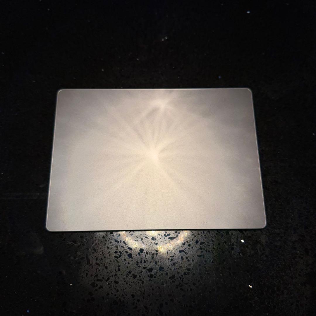 Macmini M2 16GB, 512GB+キーボード+トラックパッド　中古