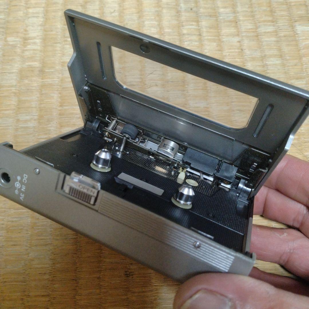 【ジャンク品】SONY カセットウォークマン WM-2 シルバー　当時物　希少