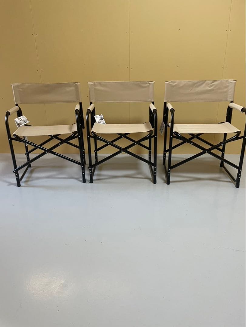 ディレクターチェア　キャンプ椅子　軽量　持運簡単　３脚　新品未使用