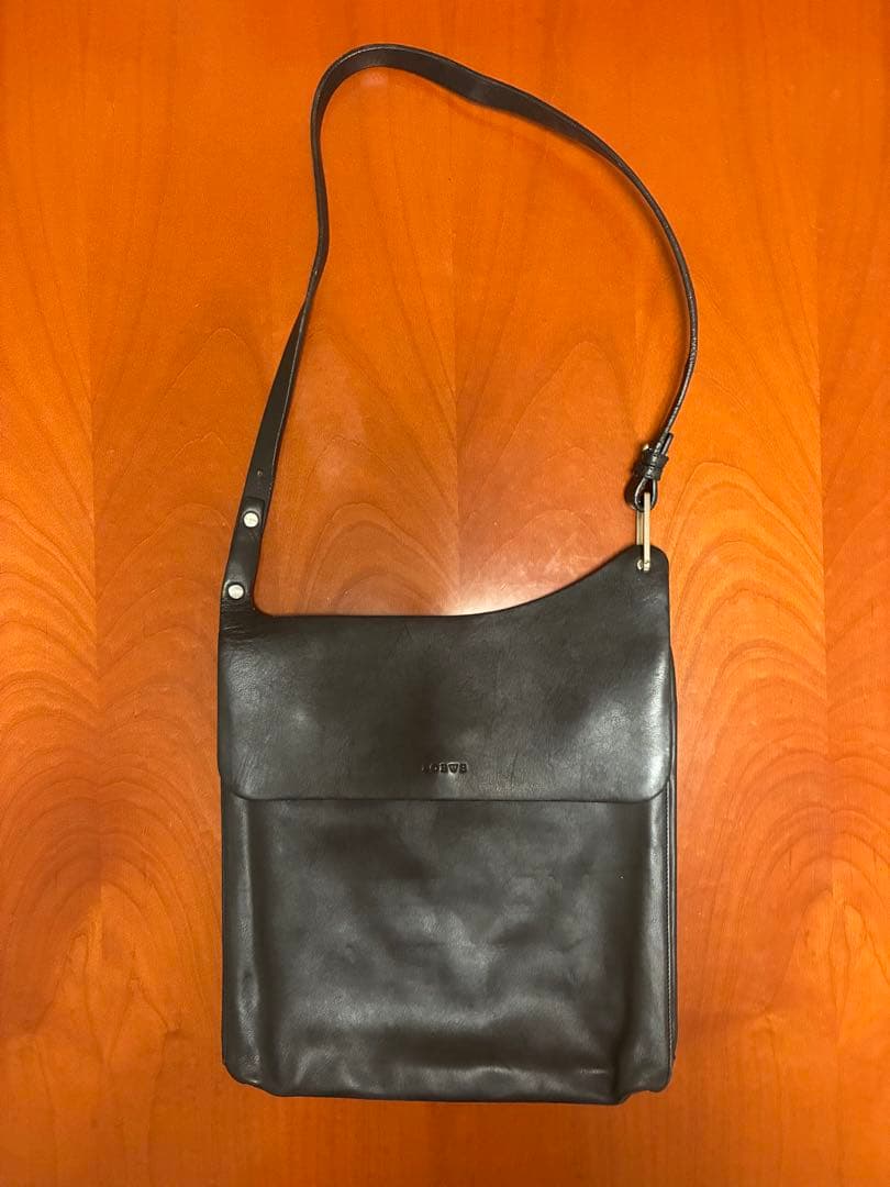 LOEWE ロエベ ショルダーバッグ　サコッシュ