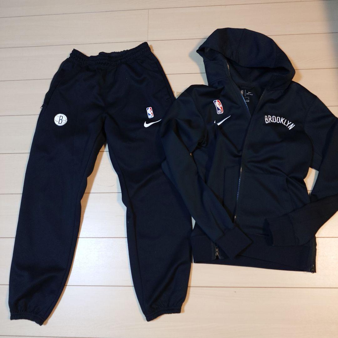 Nike Brooklyn Nets パーカーとパンツセット