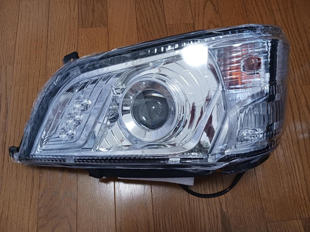 デュトロ　ダイナ　トヨエース　 ヘッドライトユニット 左右セット(社外品)