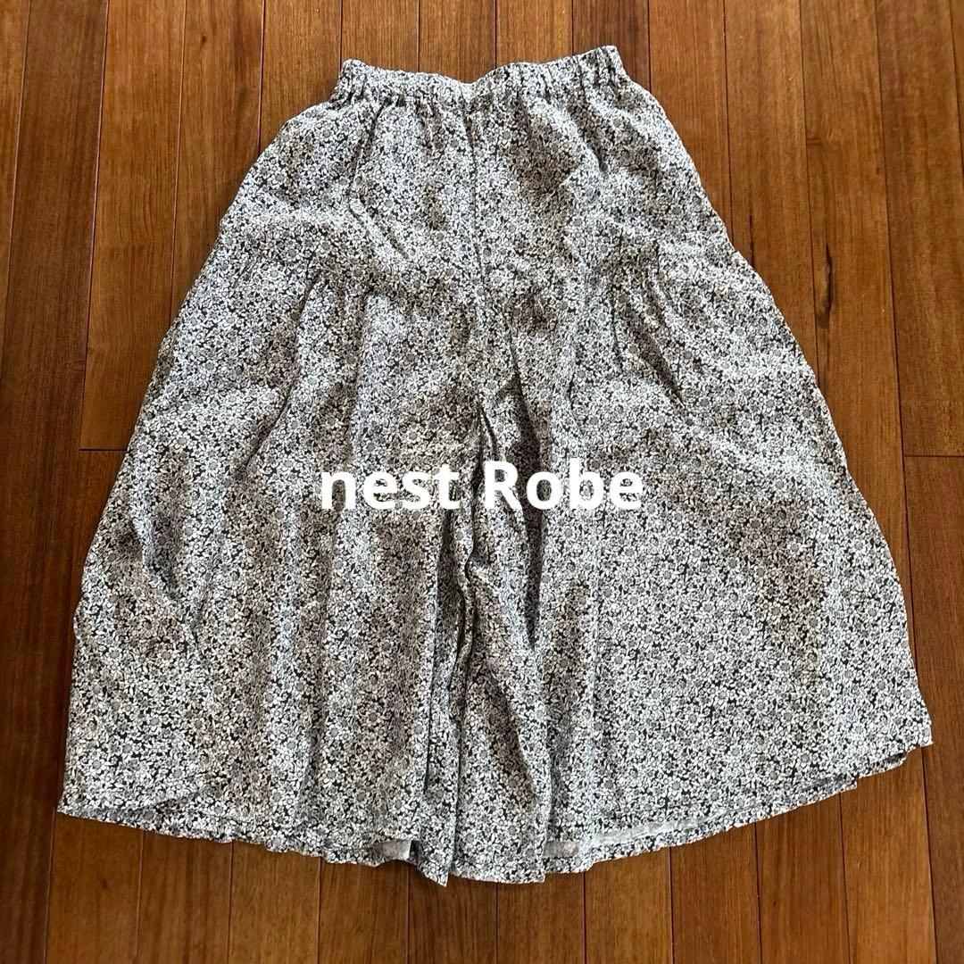nest Robe リネンブラックフラワープリントギャザーパンツ