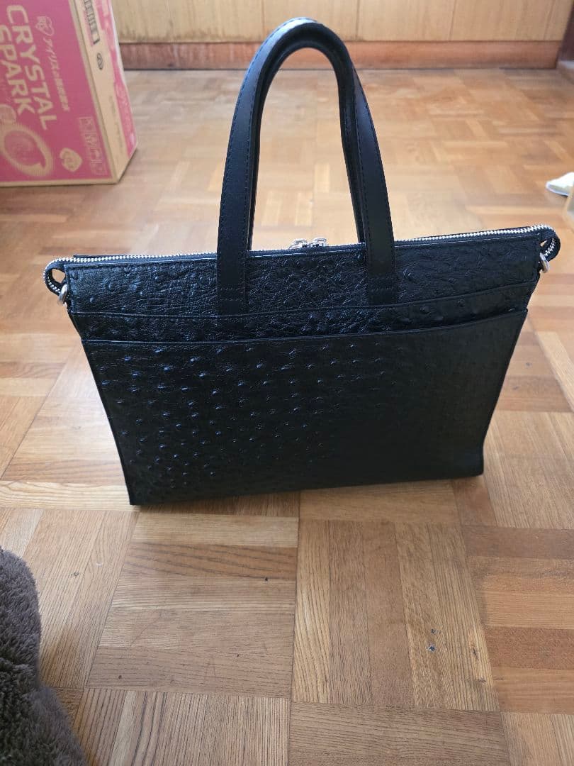 サマンサキングズ　オーストリッチ型押　ミニバッグ