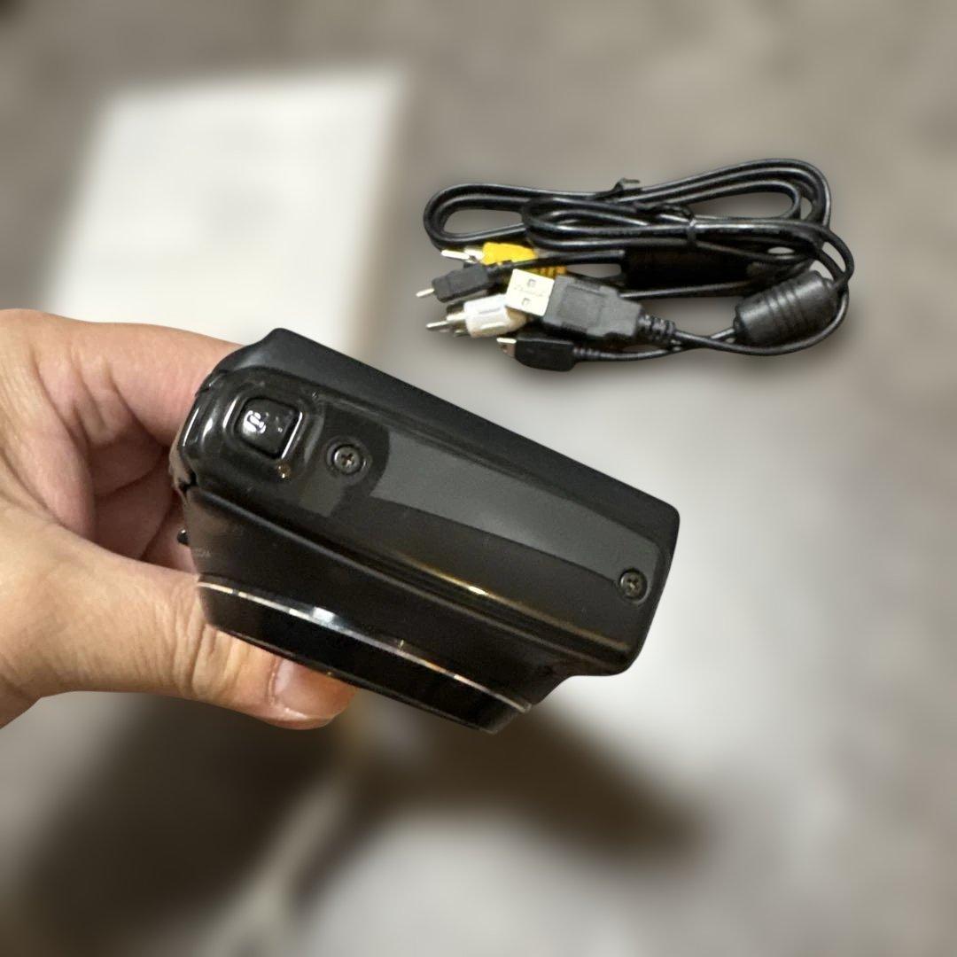 コンパクトデジタルカメラ FUJIFILM FINEPIX F600EXR