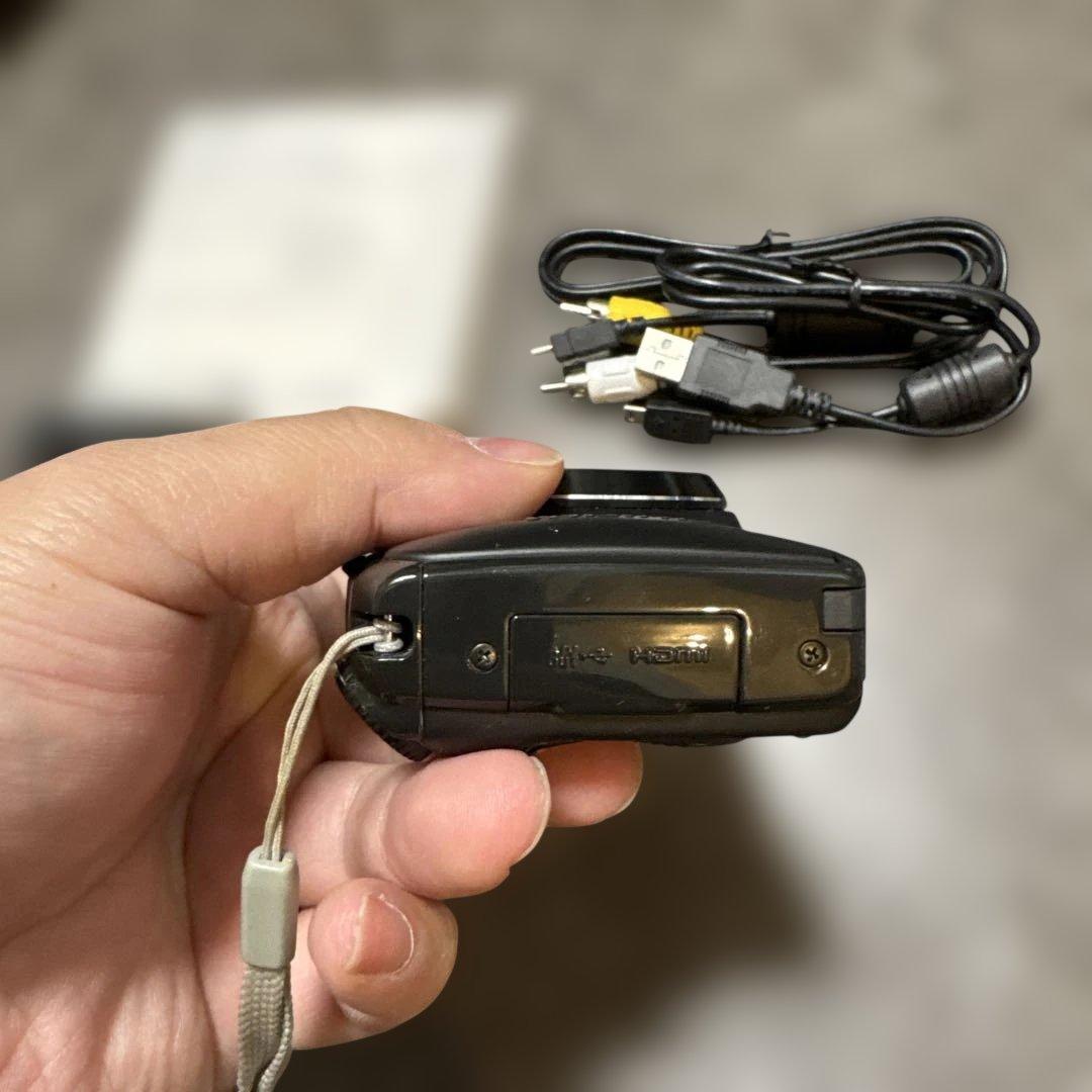 コンパクトデジタルカメラ FUJIFILM FINEPIX F600EXR