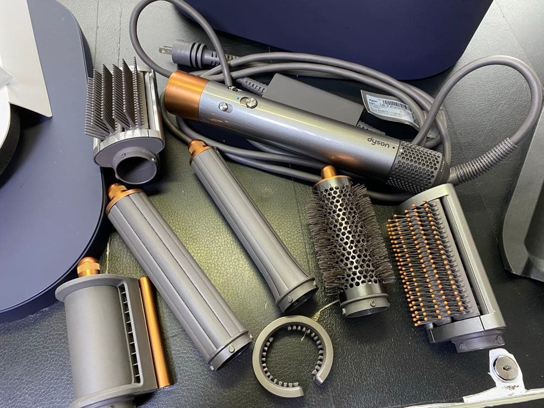 Dyson Airwrap スタイリングセット