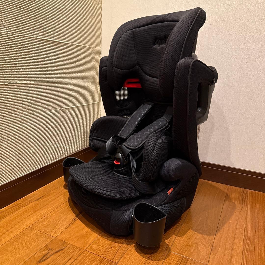 ☆Aprica エアグルーヴプラス チャイルドシート　ジュニアシート