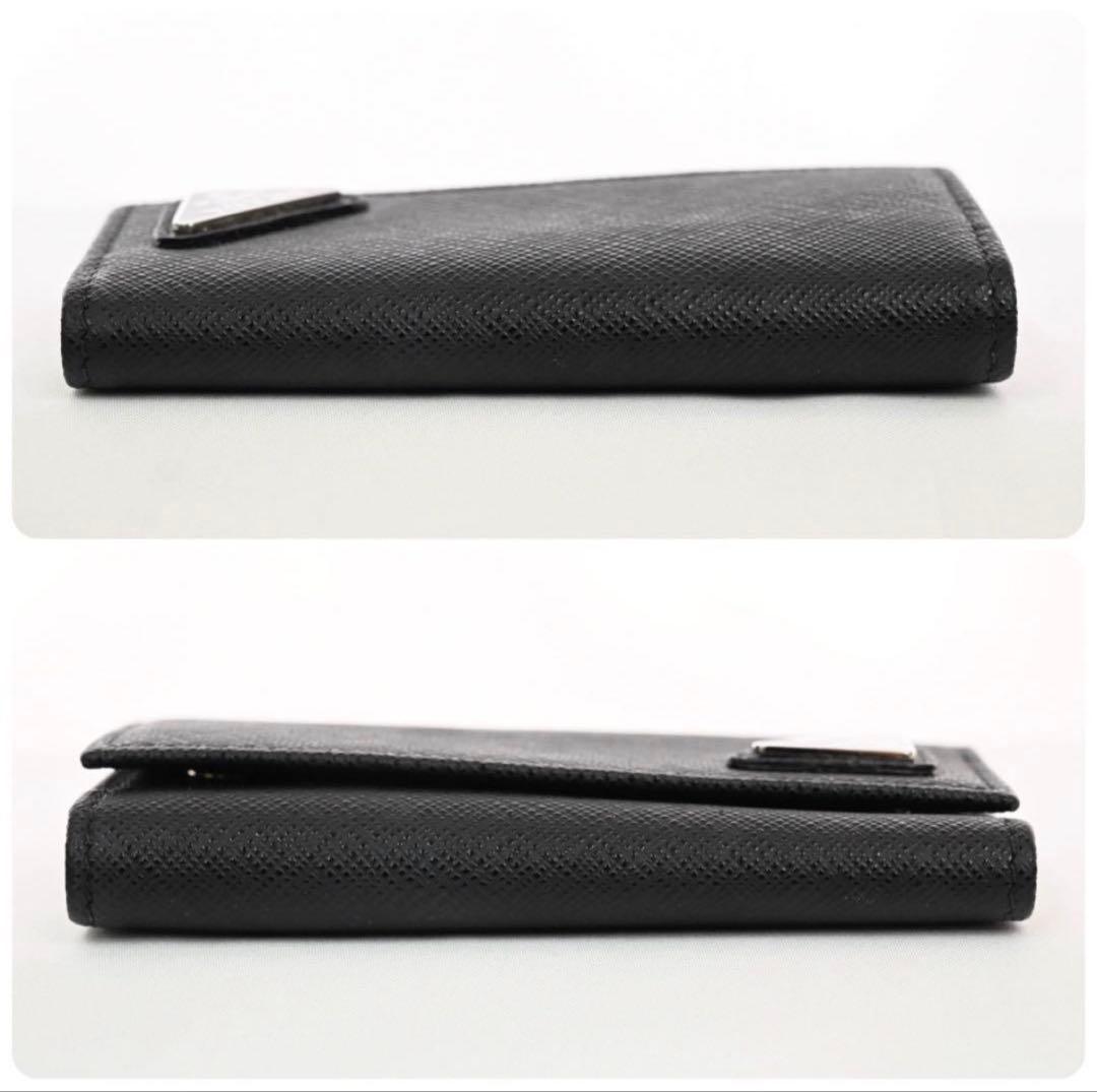 【新品同様】プラダ　レザー　キーケース　黒　ブラック　レザー　鍵　財布