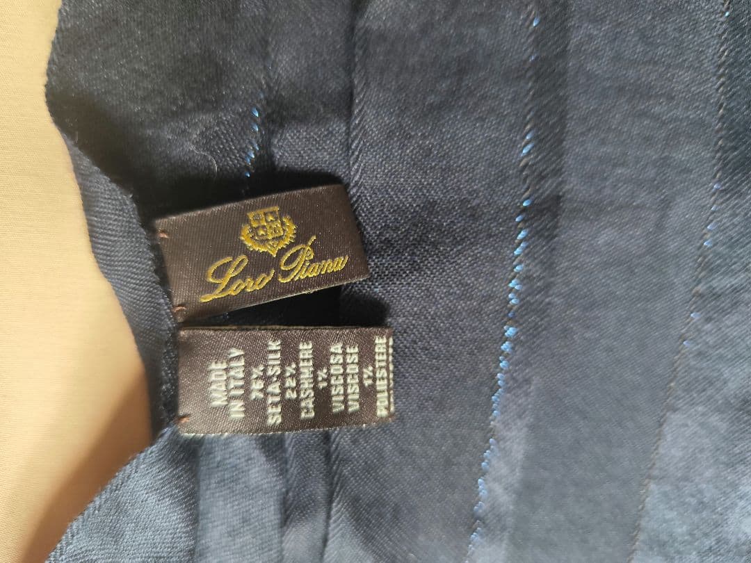 ロロピアーナ、カシミヤ混ストール