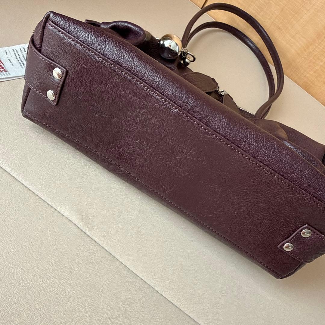 チャーム付きear PAPILLONNERロングハンドルボストンバッグ