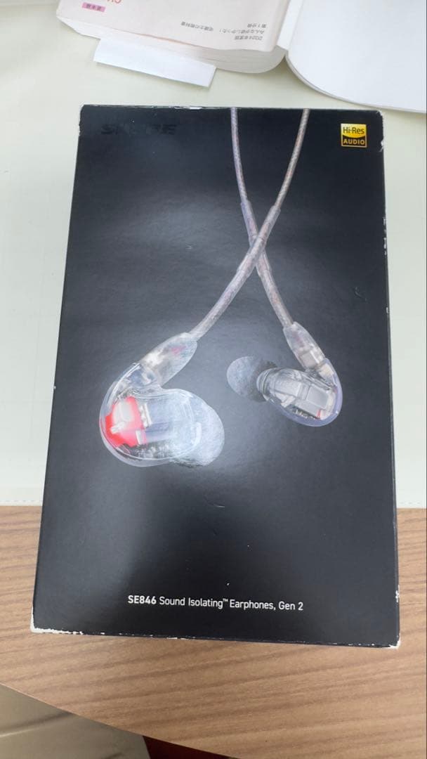 イヤホン SHURE SE846 Sound Isolating Earphones