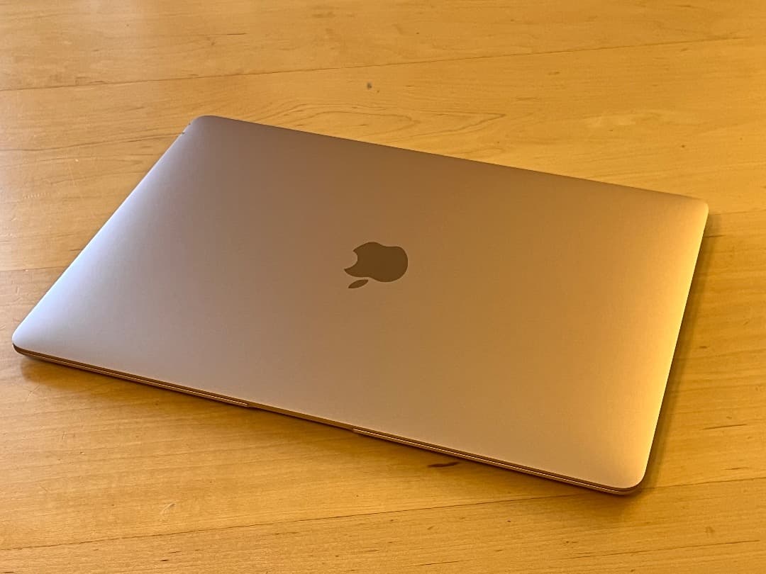 MacBook本体 Apple MacBook Air M1 (2020) 8GB 256GB