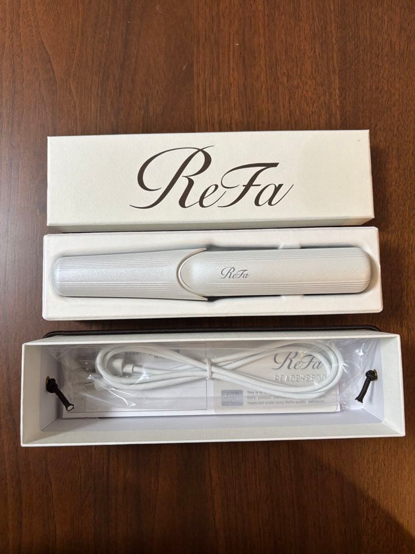 ReFa ストレートヘアアイロン ホワイト 充電ケーブル付き