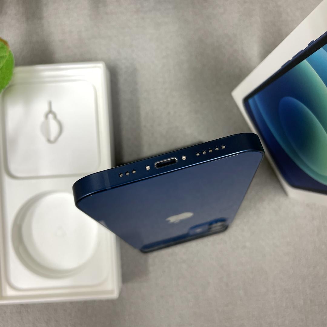 新品同様 iPhone 12 64GB ブルー 国内版 SIMフリー 送料無料