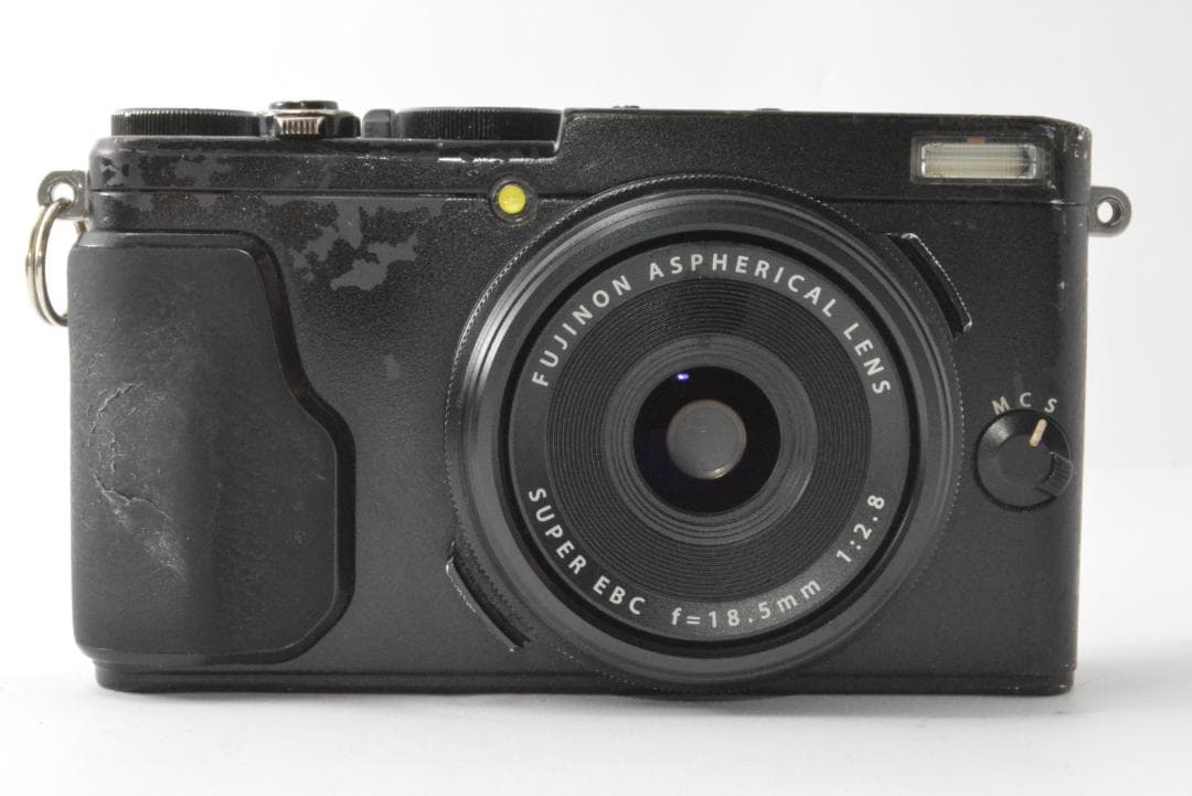 フジフィルム　Fujifilm X70